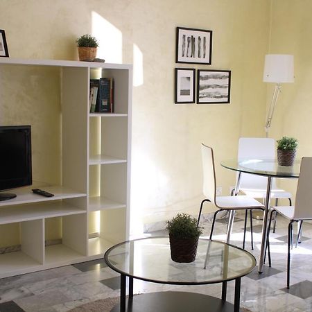 Appartamento Re Di Roma/Cozy Flat For Six Persons Exteriör bild